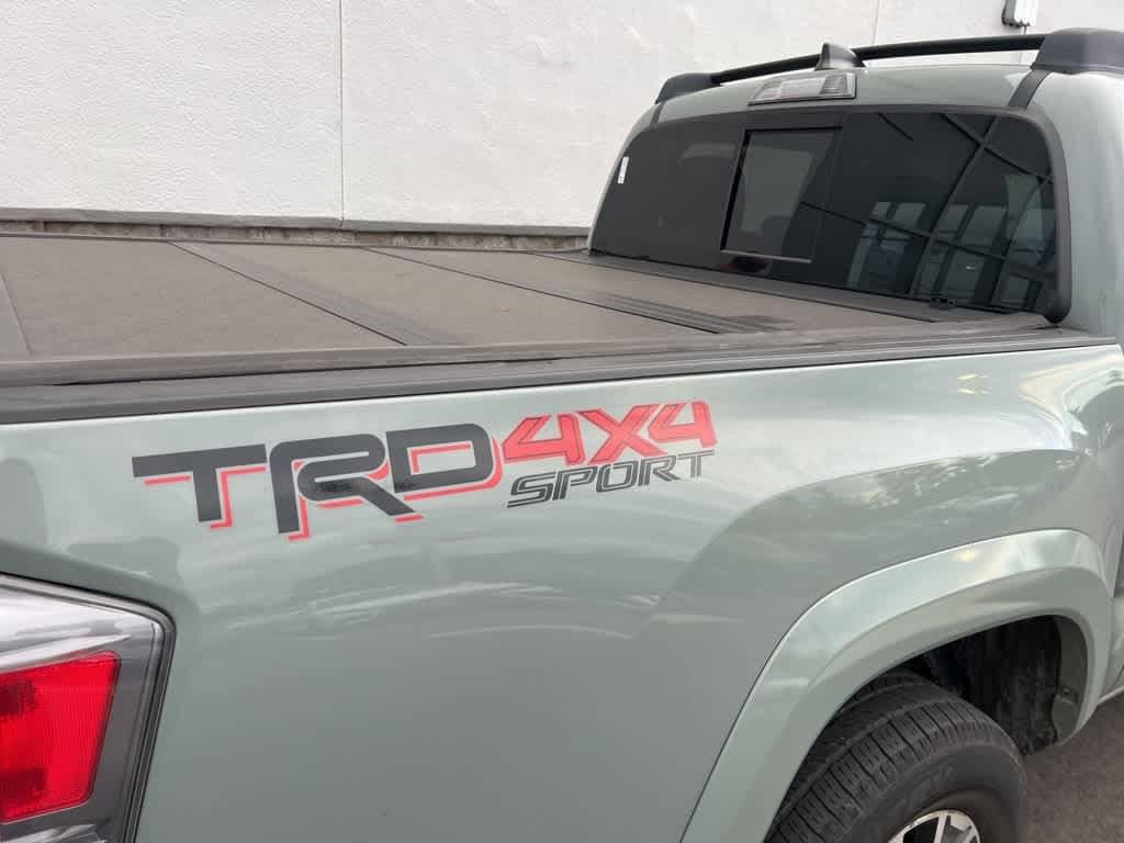 Thumbnail: 2022 Toyota Tacoma - 21