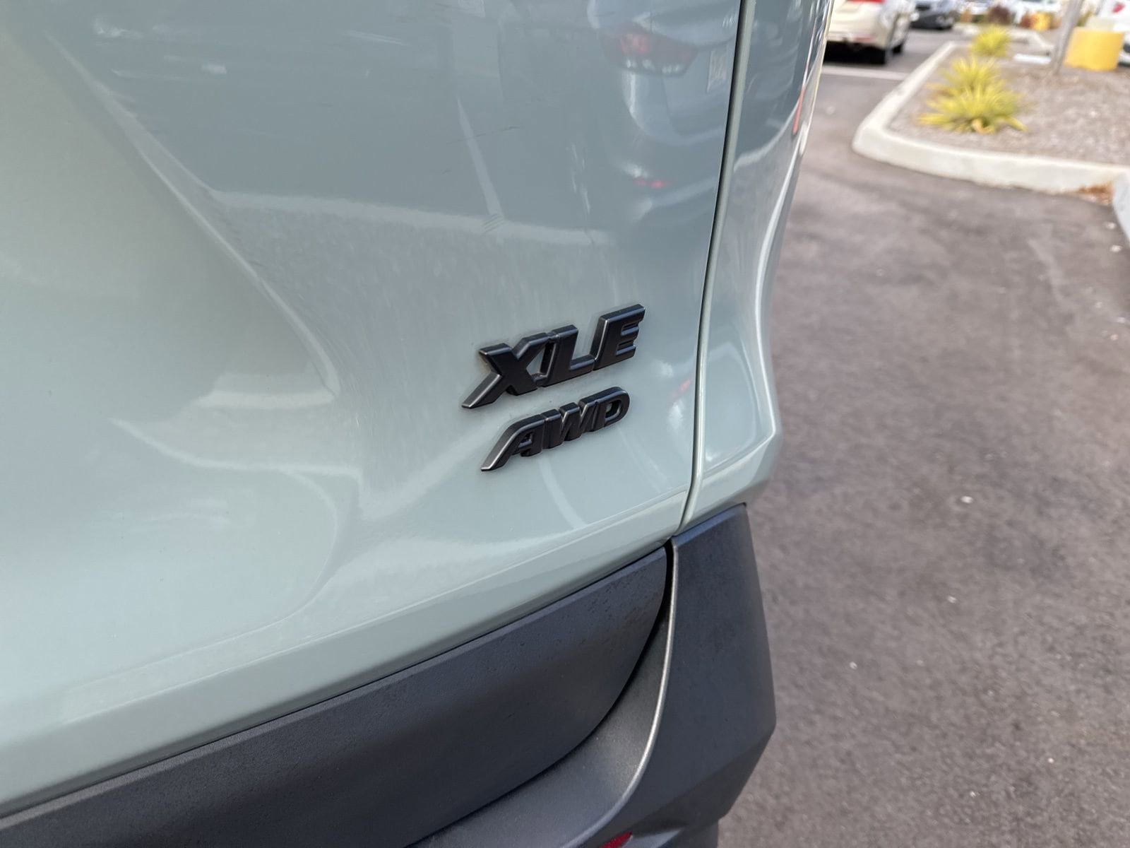 Thumbnail: 2023 Toyota RAV4 - 13