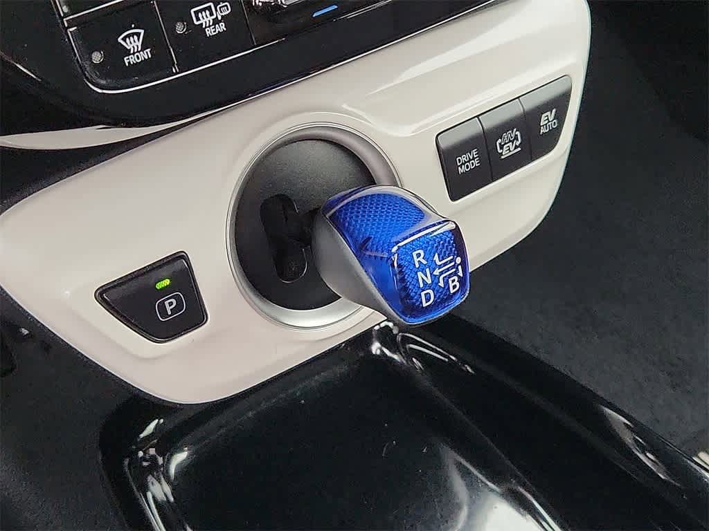 Thumbnail: 2018 Toyota Prius Prime - 20