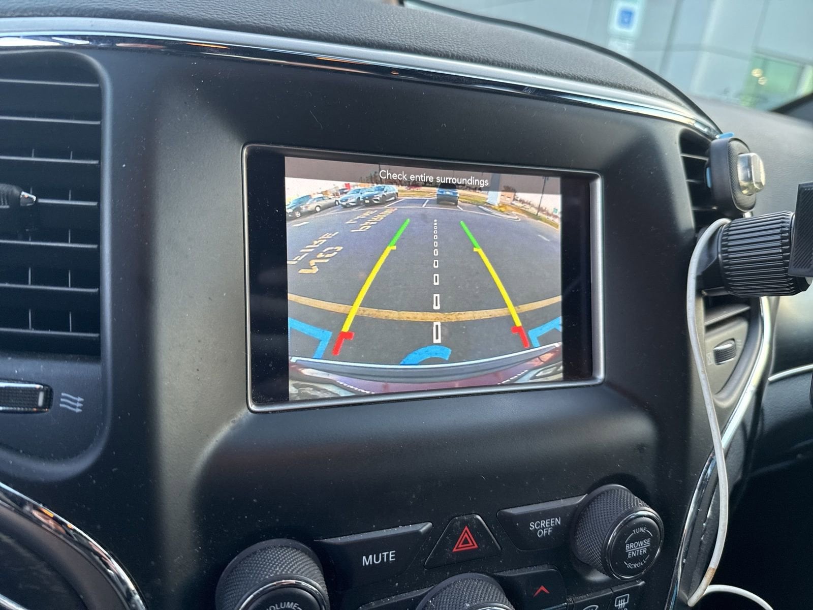 Thumbnail: 2018 Jeep Grand Cherokee - 13