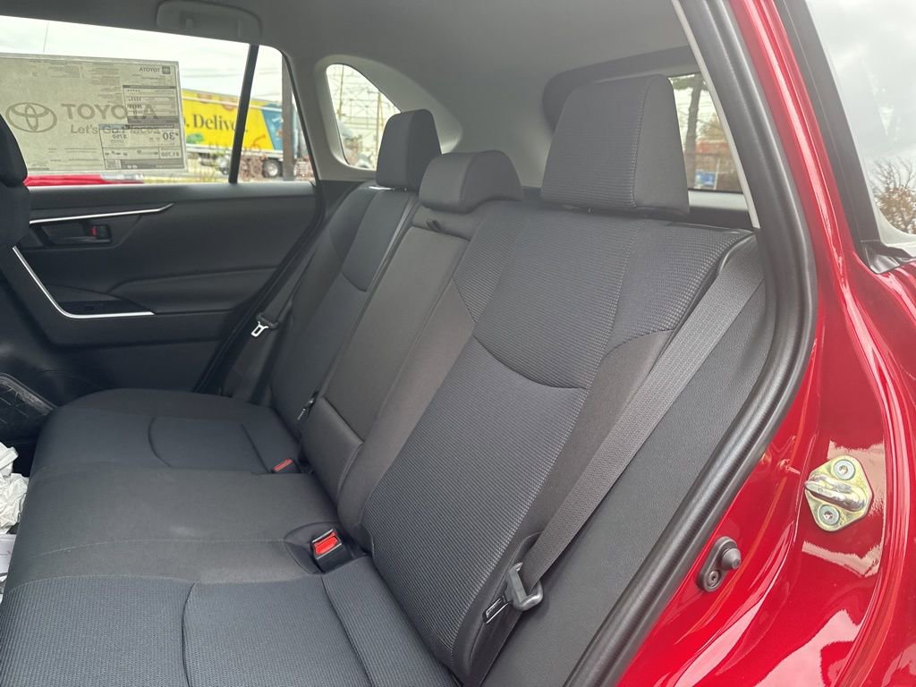 Thumbnail: 2025 Toyota RAV4 - 12