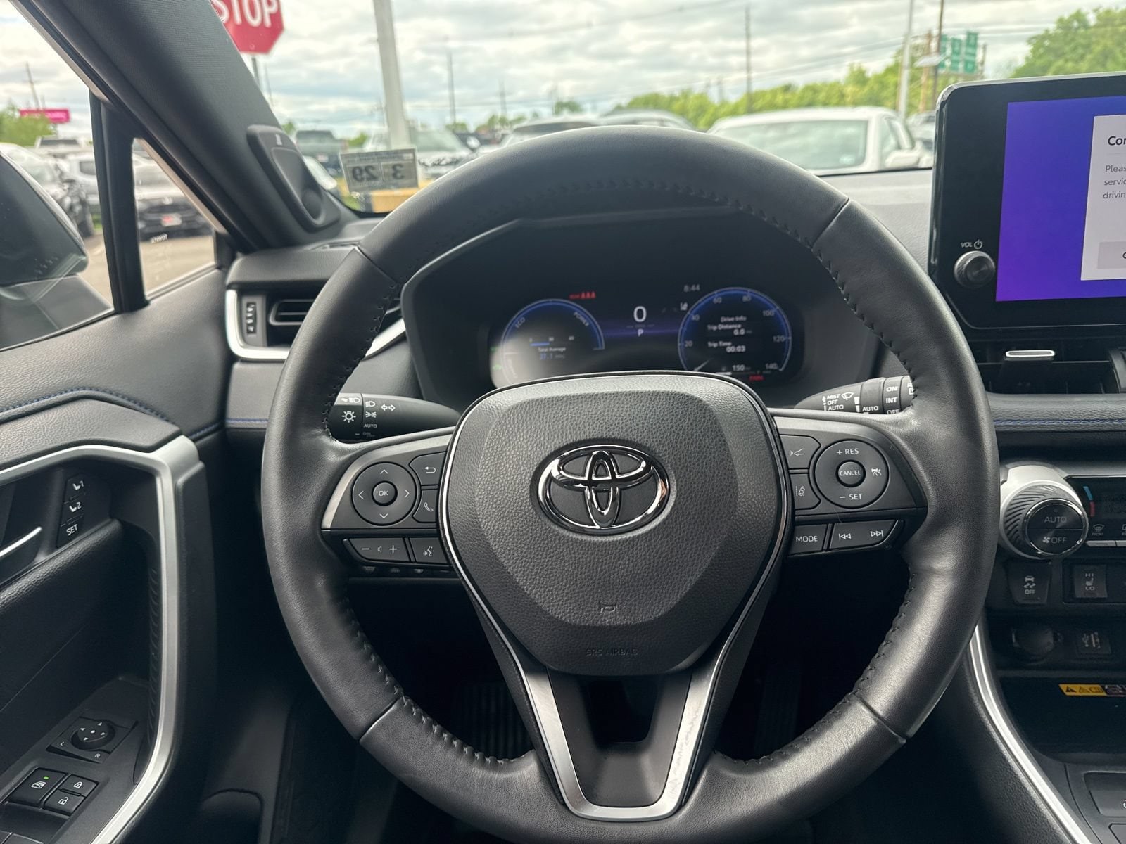 Thumbnail: 2024 Toyota RAV4 - 25