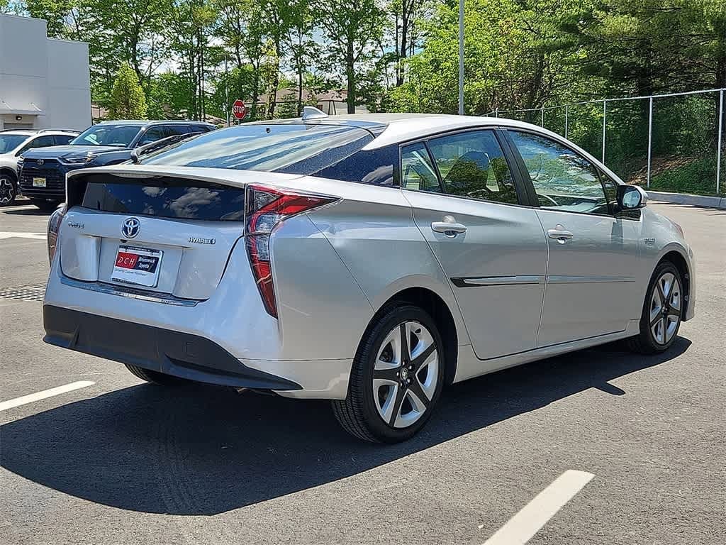 Thumbnail: 2017 Toyota Prius - 4