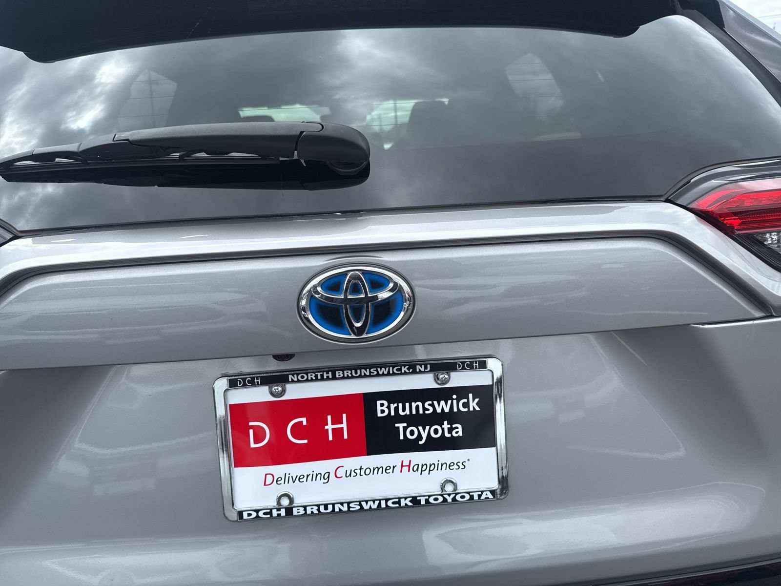 Thumbnail: 2024 Toyota RAV4 - 14