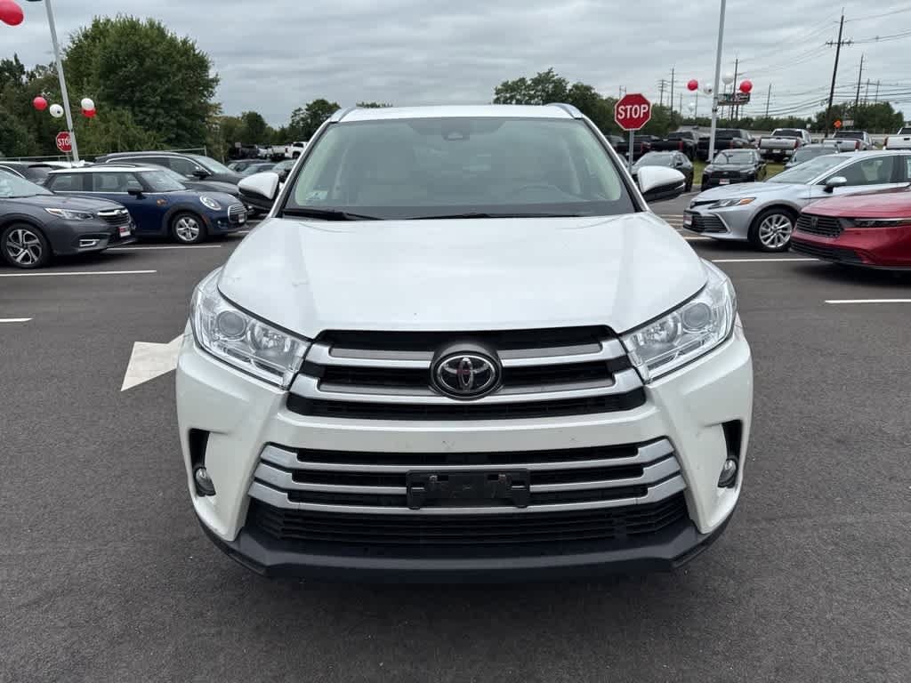 Thumbnail: 2019 Toyota Highlander - 5