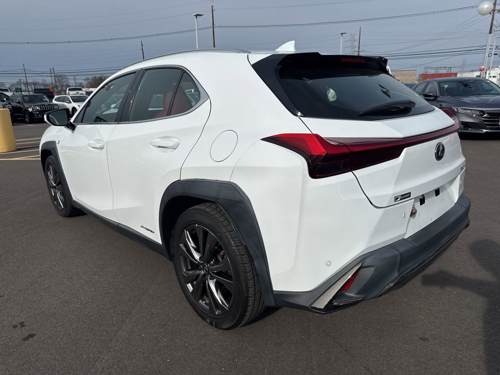 Thumbnail: 2020 Lexus UX - 13