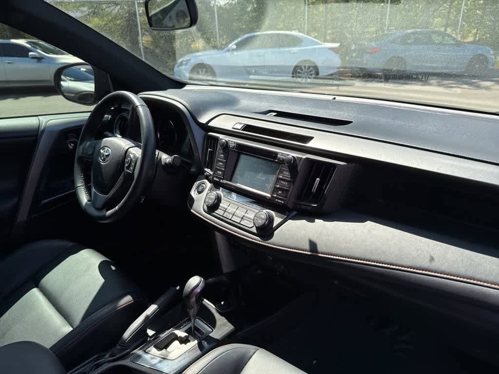 Thumbnail: 2016 Toyota RAV4 - 18