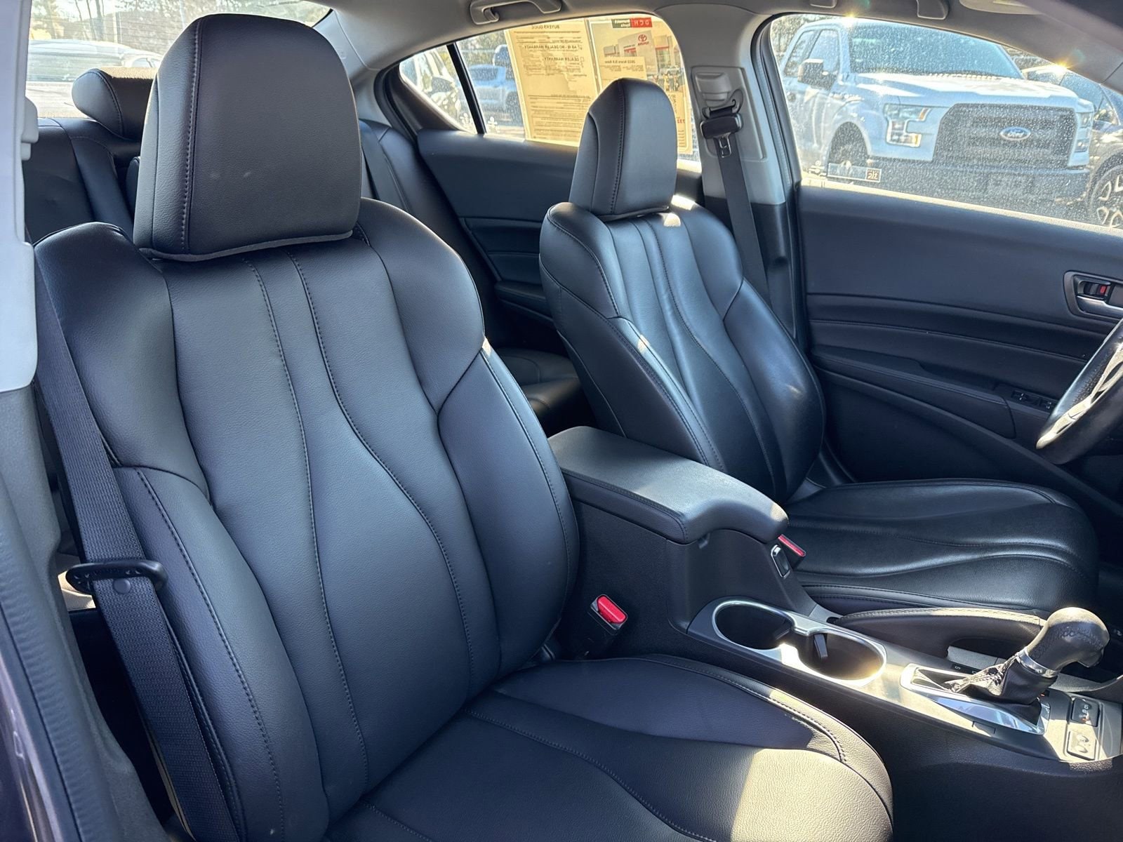 Thumbnail: 2022 Acura ILX - 19