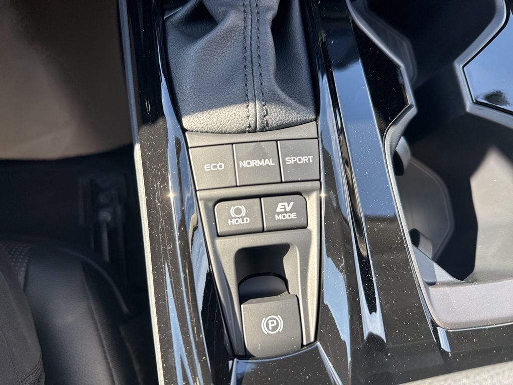 Thumbnail: 2026 Toyota Camry - 23