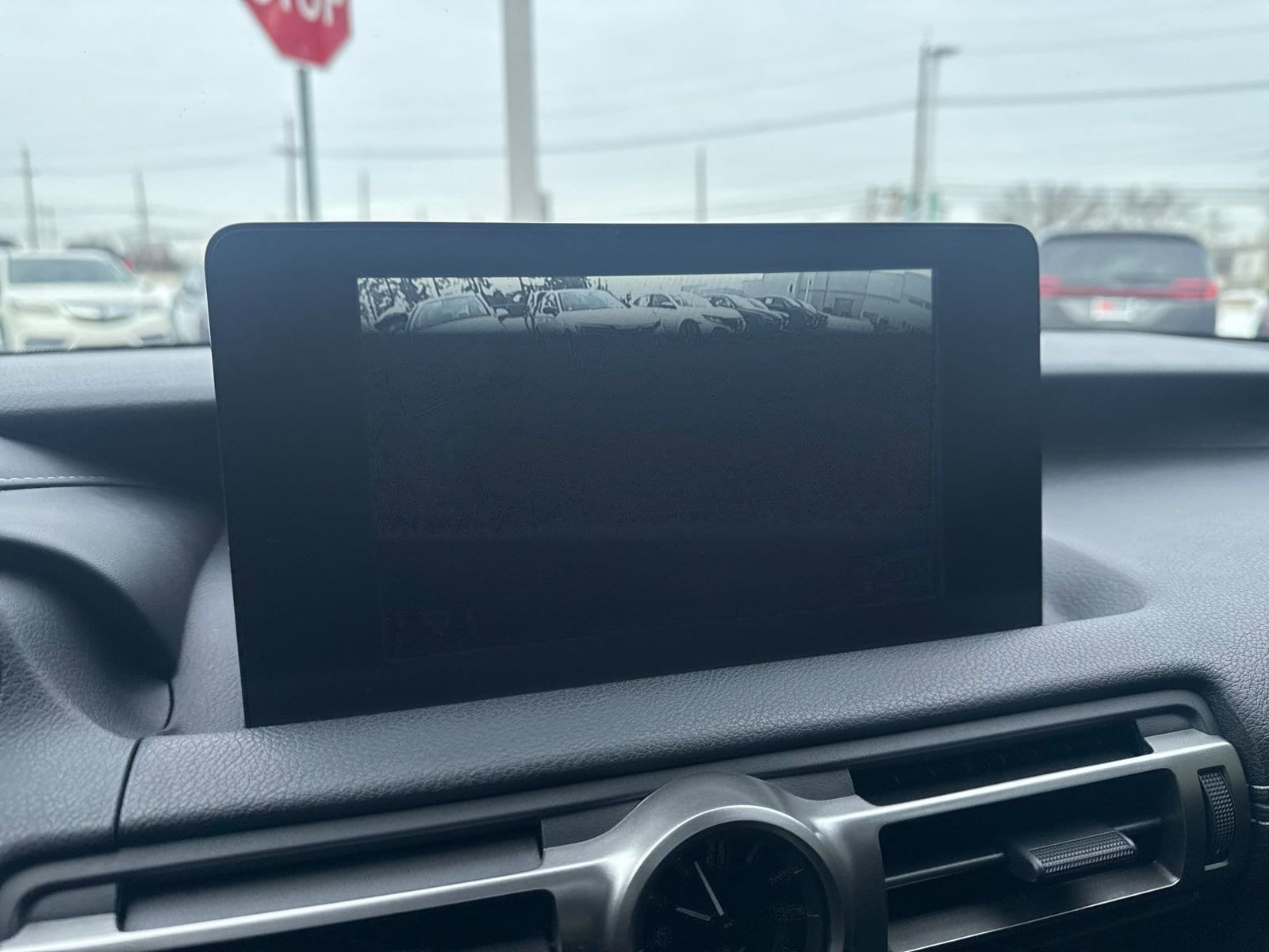 Thumbnail: 2022 Lexus IS - 25