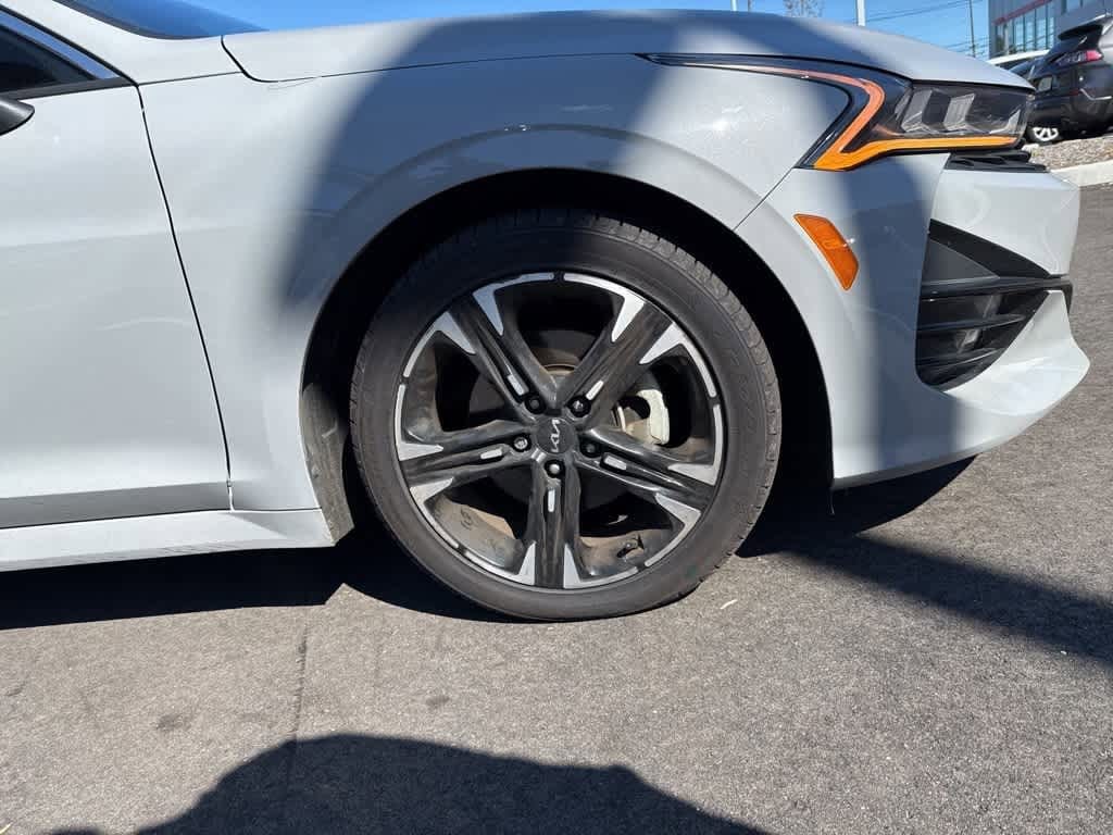 Thumbnail: 2023 Kia K5 - 14