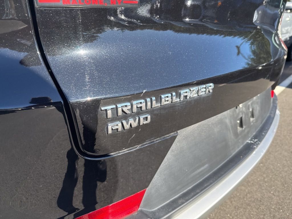 Thumbnail: 2023 Chevrolet TrailBlazer - 14