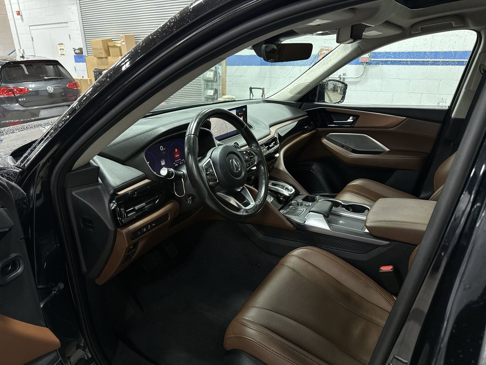 Thumbnail: 2023 Acura MDX - 38