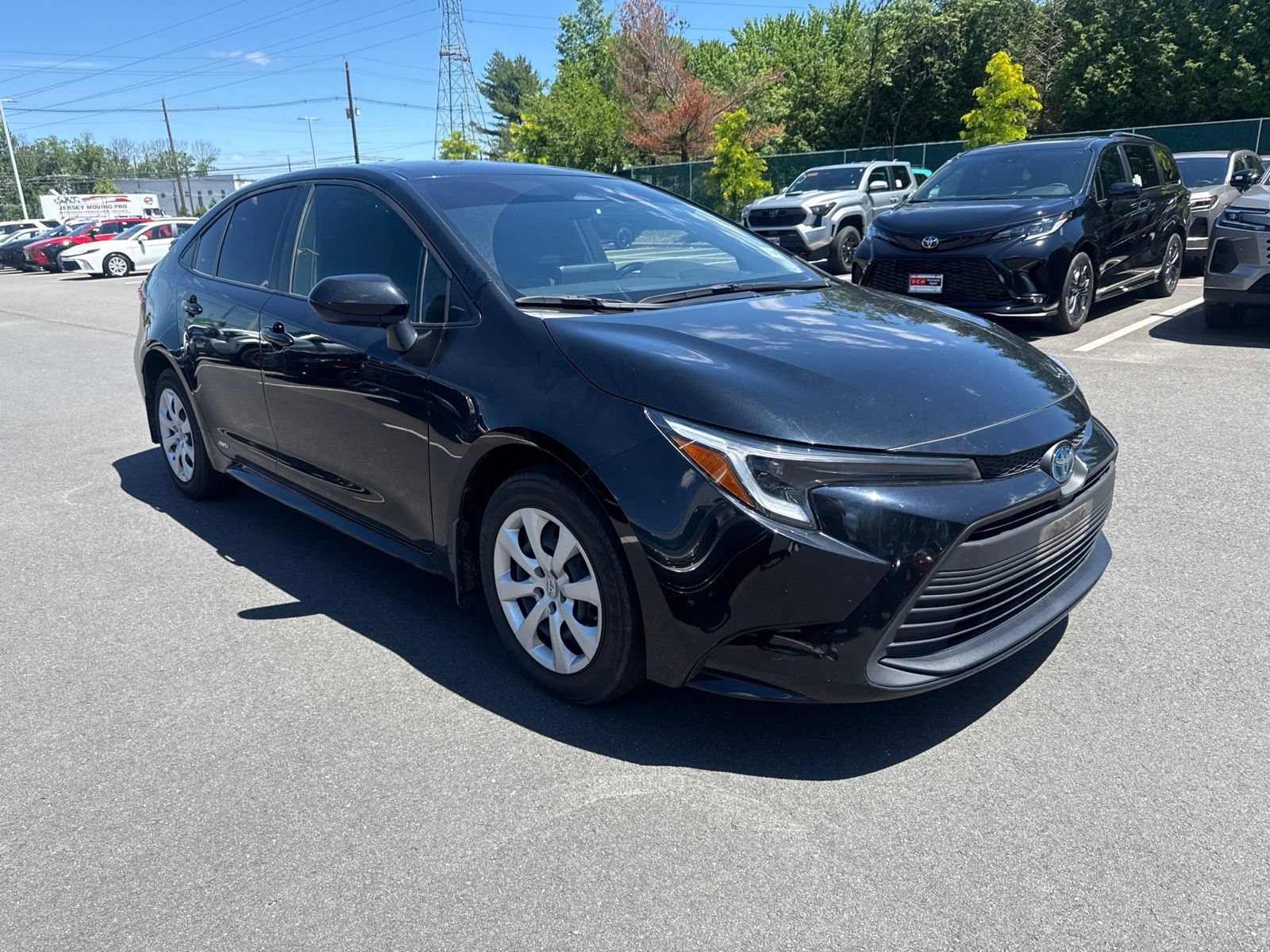 Thumbnail: 2024 Toyota Corolla - 3