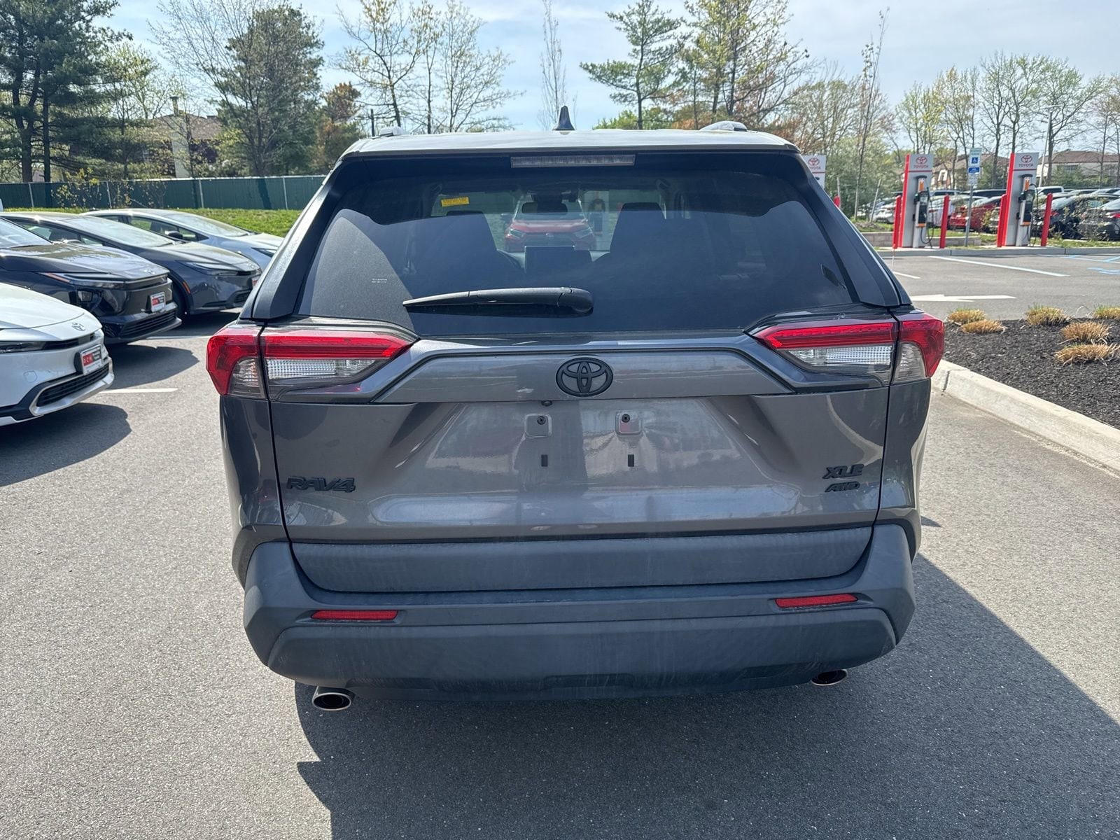 Thumbnail: 2023 Toyota RAV4 - 13