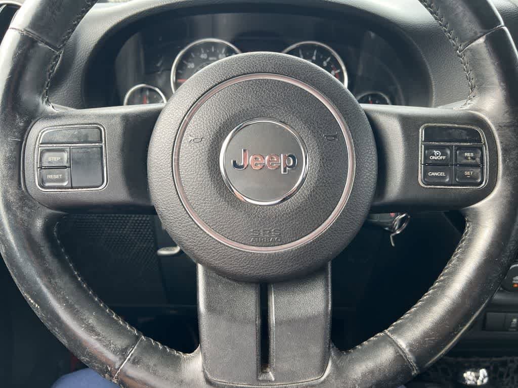 Thumbnail: 2011 Jeep Wrangler - 16