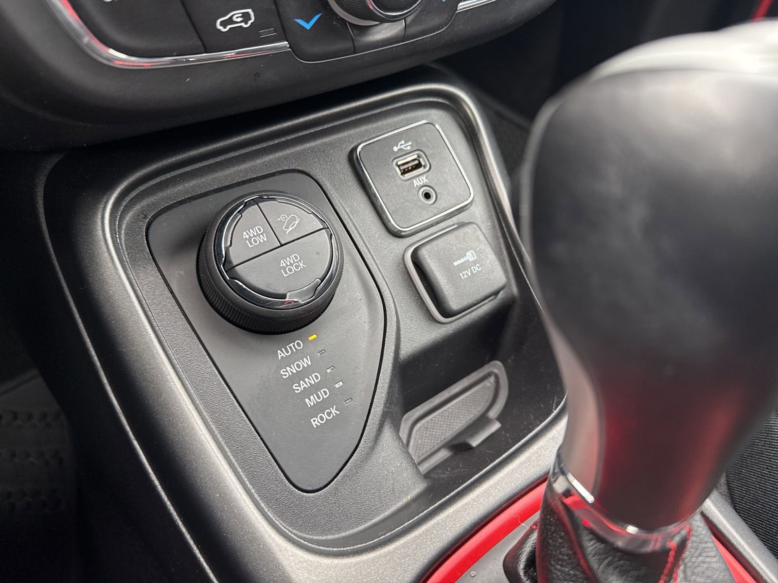 Thumbnail: 2017 Jeep Compass - 29