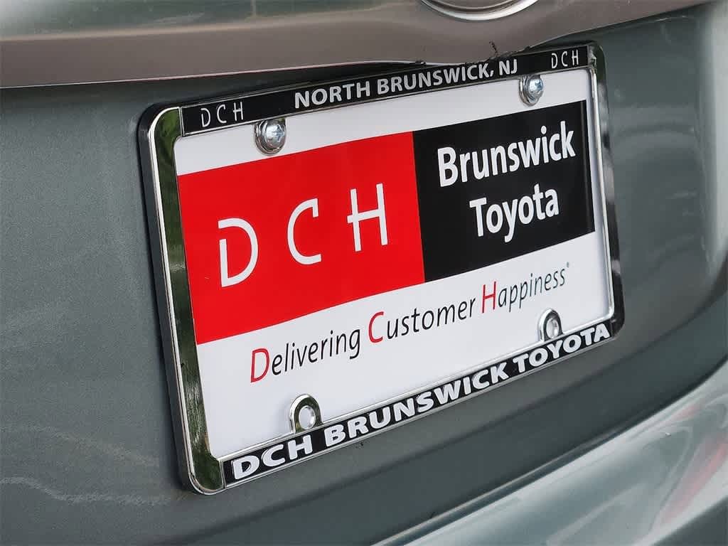 Thumbnail: 2011 Toyota Camry - 36