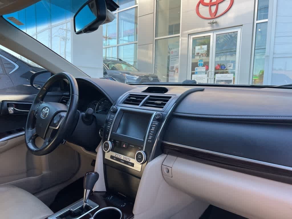 Thumbnail: 2013 Toyota Camry - 15