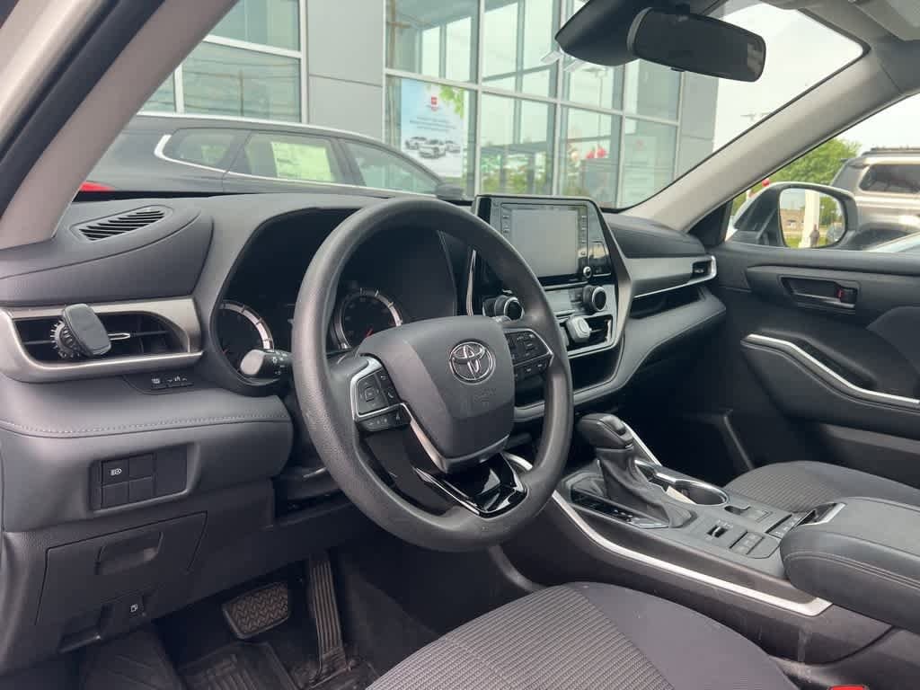 2021 Toyota Highlander L 14