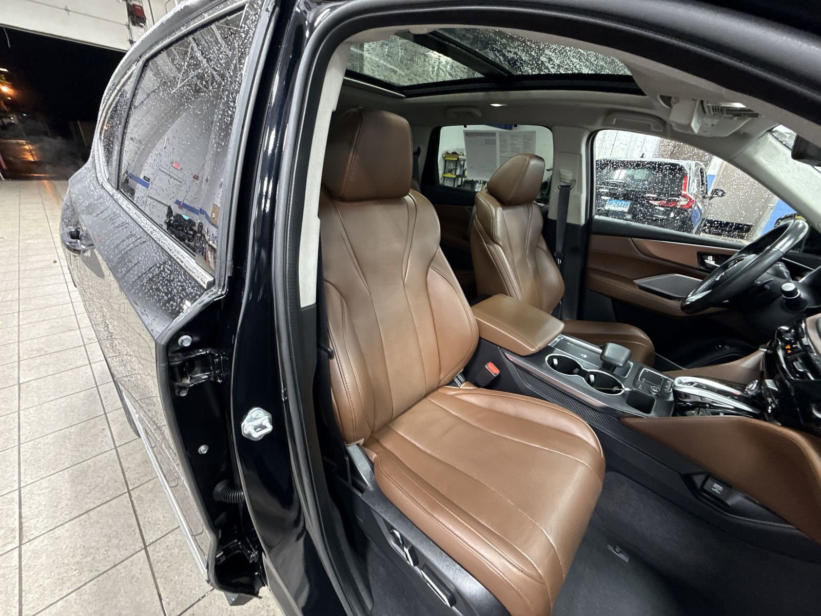 Thumbnail: 2023 Acura MDX - 23