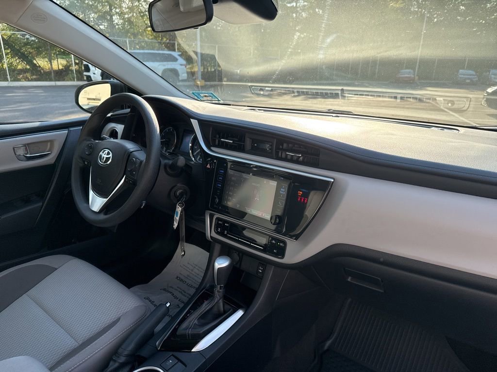 Thumbnail: 2018 Toyota Corolla - 19