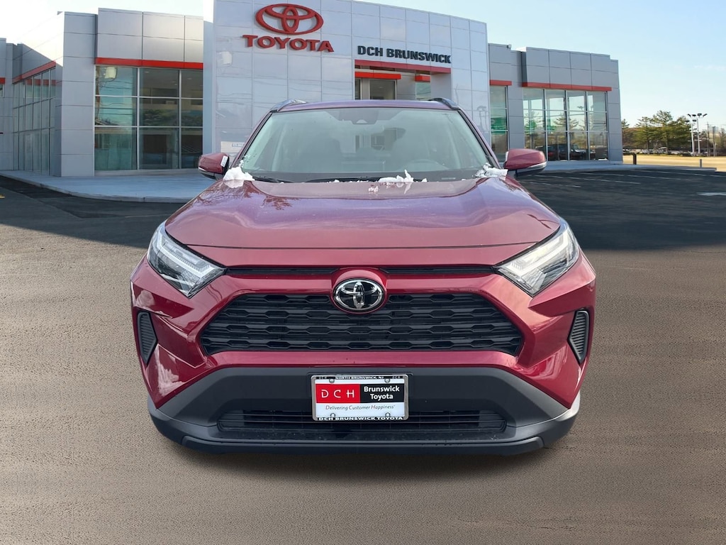 New 2025 Toyota RAV4 XLE SUV