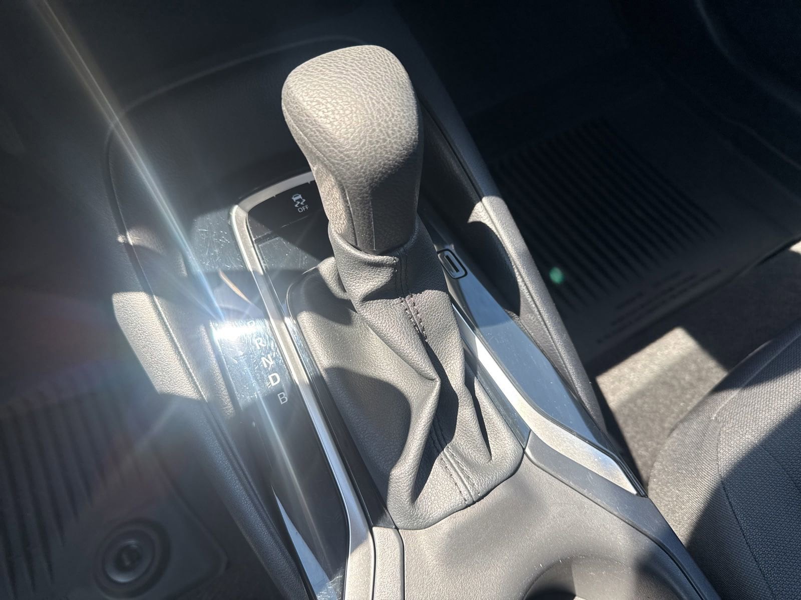 Thumbnail: 2024 Toyota Corolla - 26