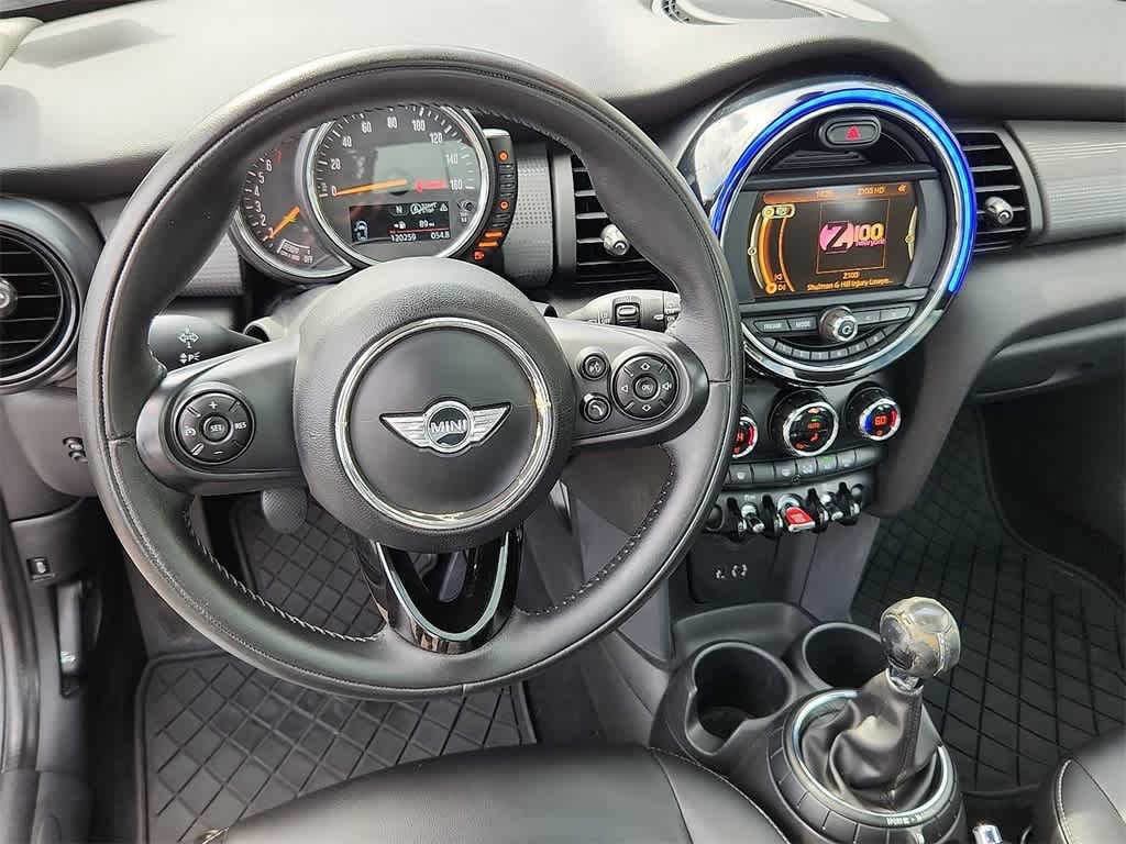 Thumbnail: 2014 MINI Cooper Hardtop - 17