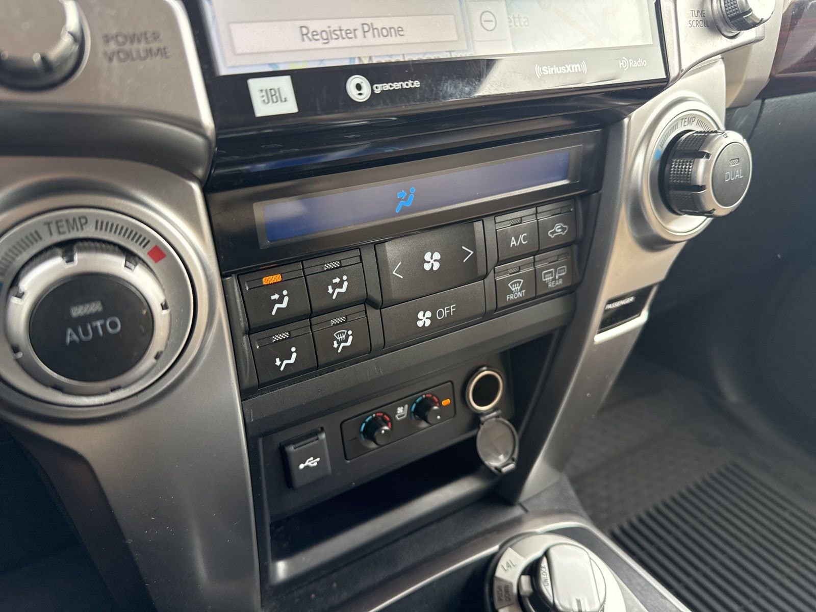 Thumbnail: 2022 Toyota 4Runner - 26