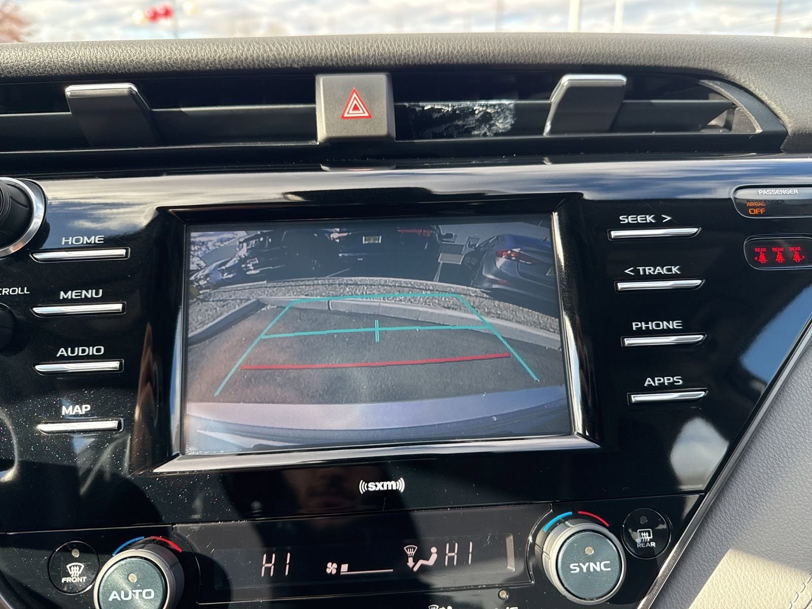 Thumbnail: 2020 Toyota Camry - 25