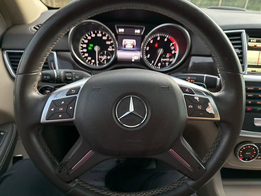 Thumbnail: 2014 Mercedes-Benz M-Class - 23