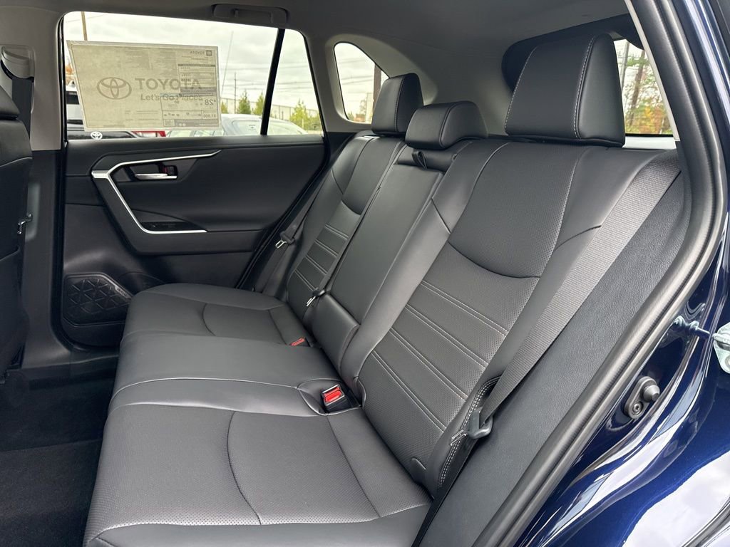 Thumbnail: 2025 Toyota RAV4 - 12