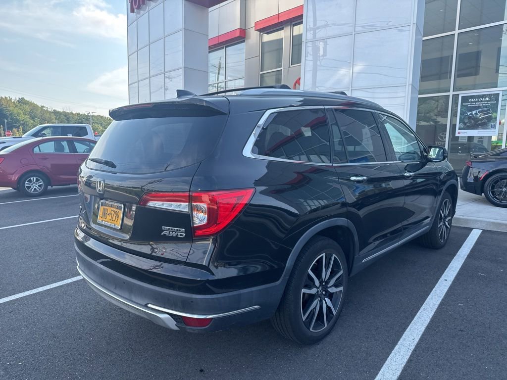 2020 Honda Pilot Touring photo 3