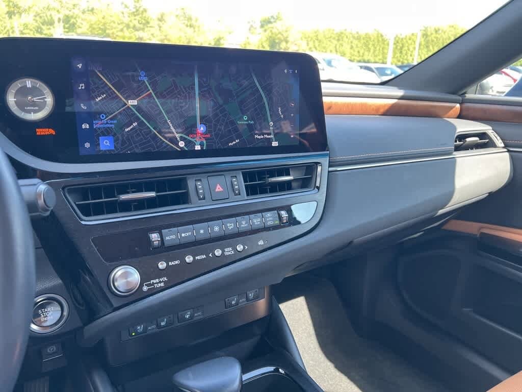 Thumbnail: 2024 Lexus ES - 22