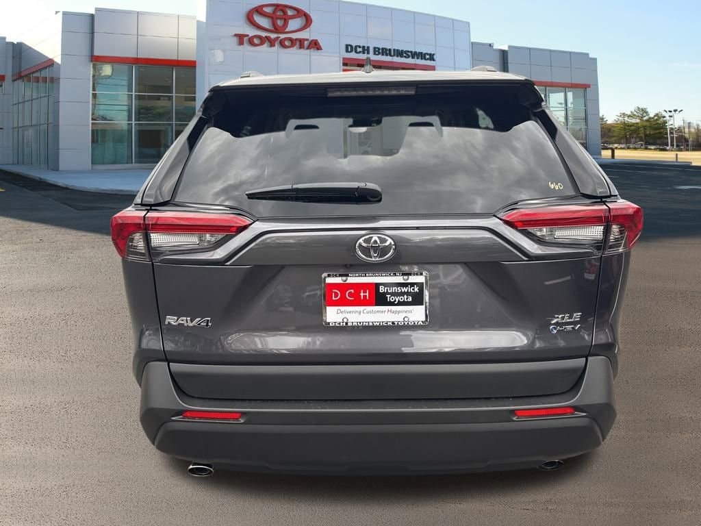 Thumbnail: 2025 Toyota RAV4 - 5