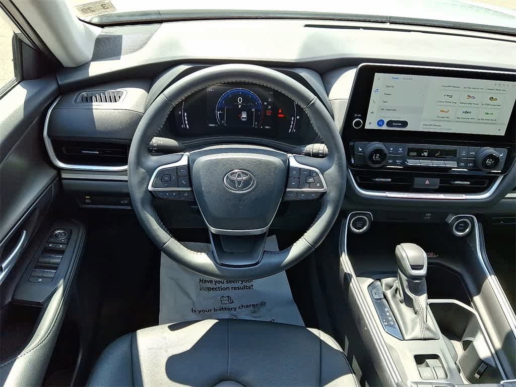 Thumbnail: 2024 Toyota Grand Highlander - 17