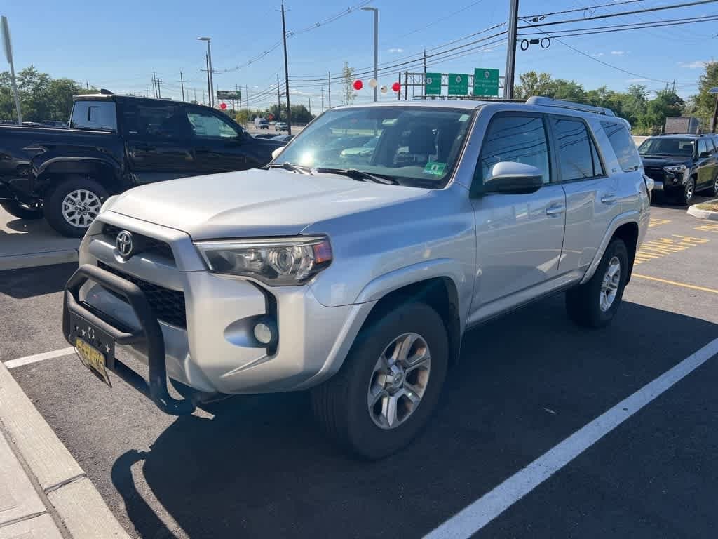 Thumbnail: 2016 Toyota 4Runner - 1