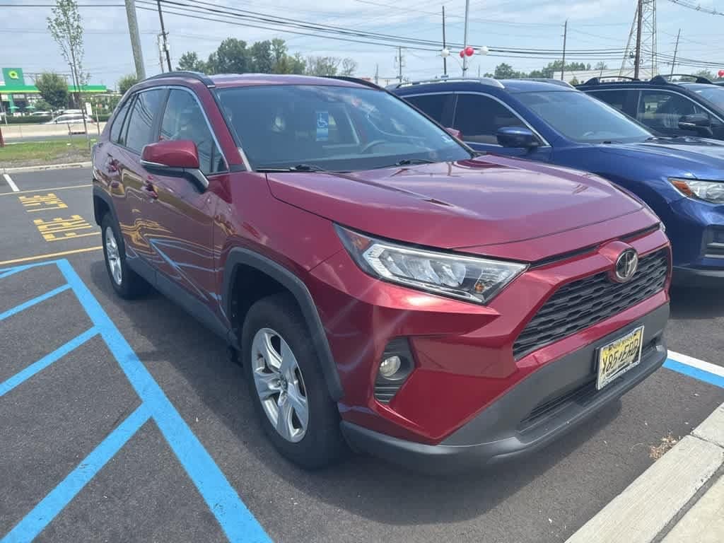 Thumbnail: 2020 Toyota RAV4 - 2