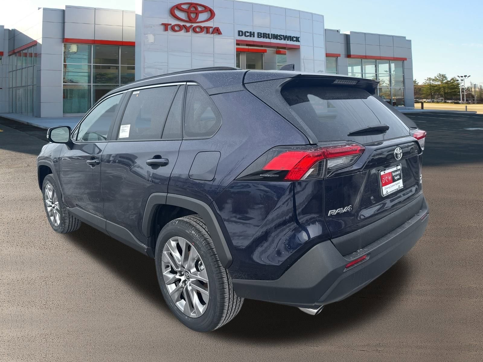 Thumbnail: 2025 Toyota RAV4 - 6