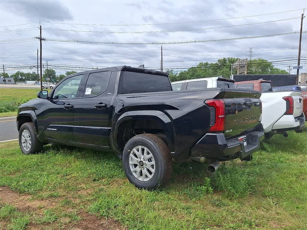 Thumbnail: 2025 Toyota Tacoma - 4