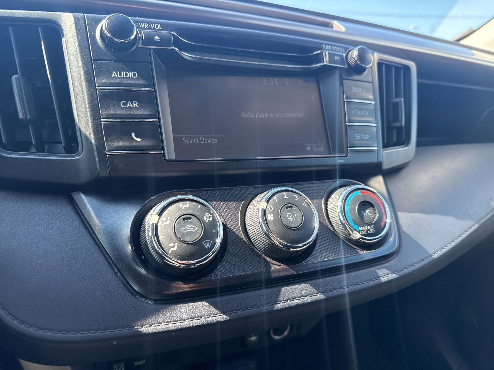 Thumbnail: 2016 Toyota RAV4 - 26