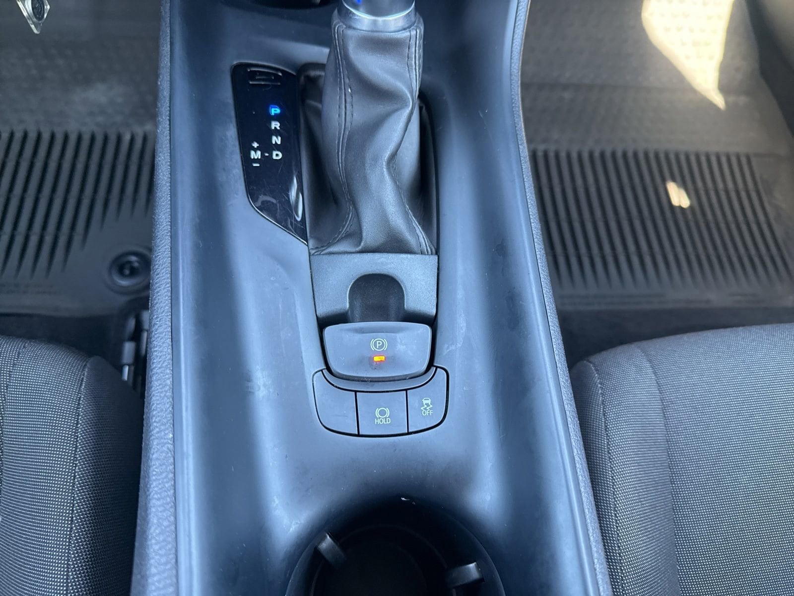 Thumbnail: 2021 Toyota C-HR - 28