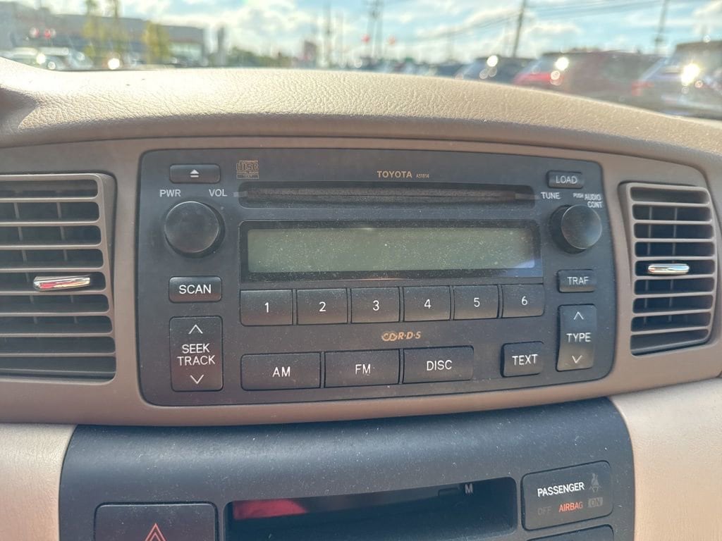 Thumbnail: 2005 Toyota Corolla - 24
