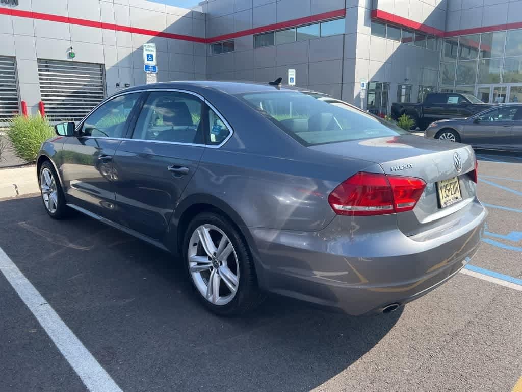 Thumbnail: 2014 Volkswagen Passat - 4