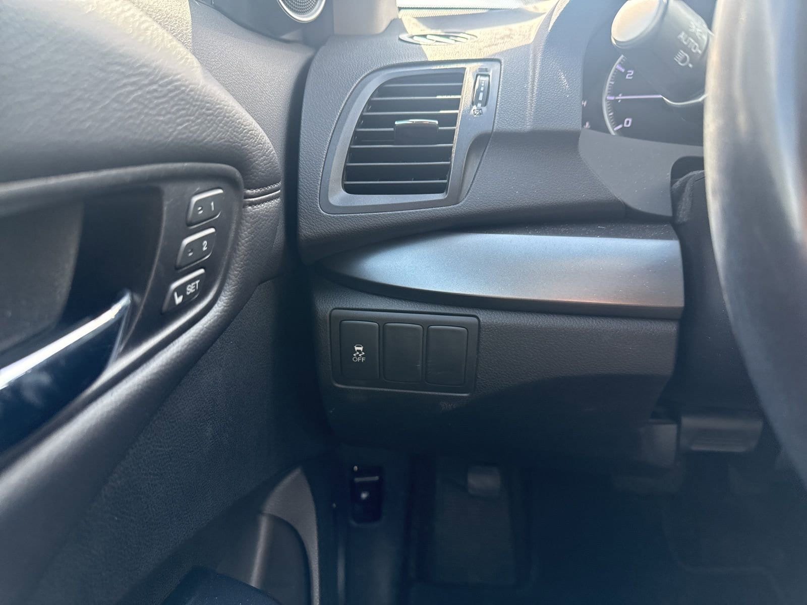 Thumbnail: 2015 Acura RDX - 30