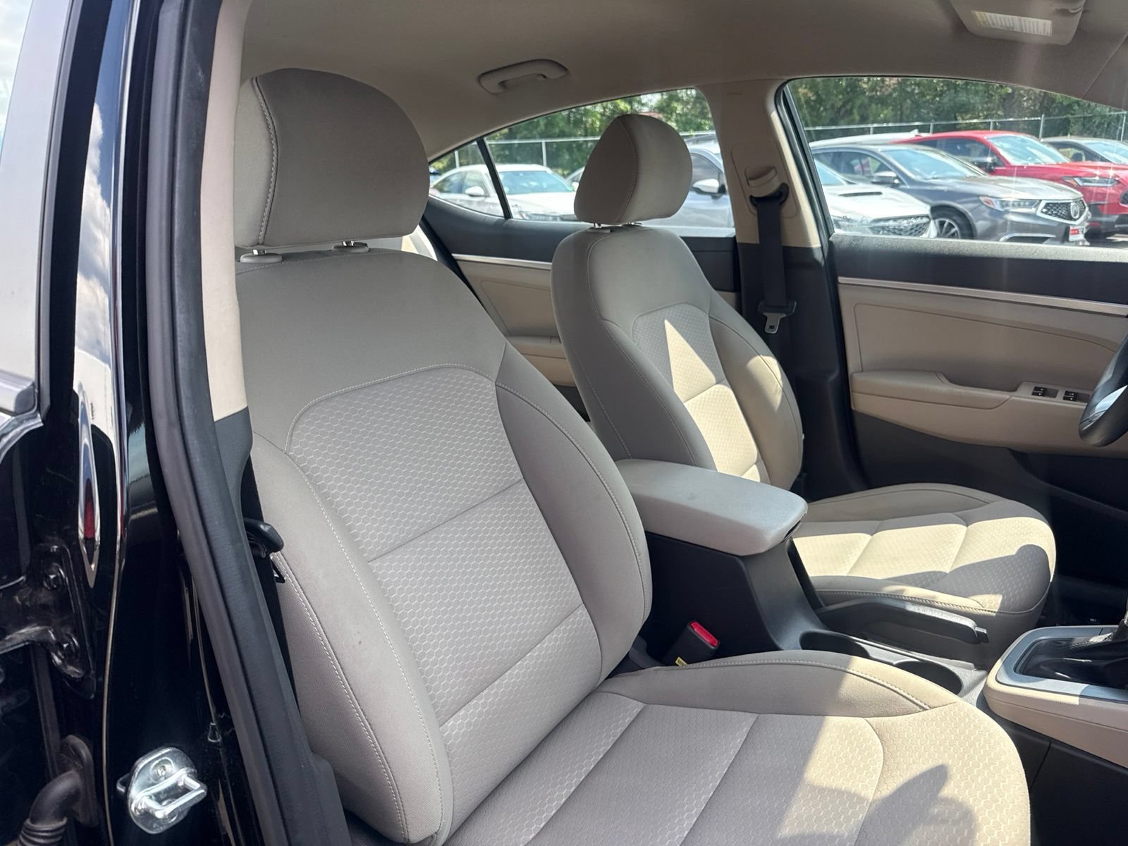 Thumbnail: 2020 Hyundai Elantra - 21