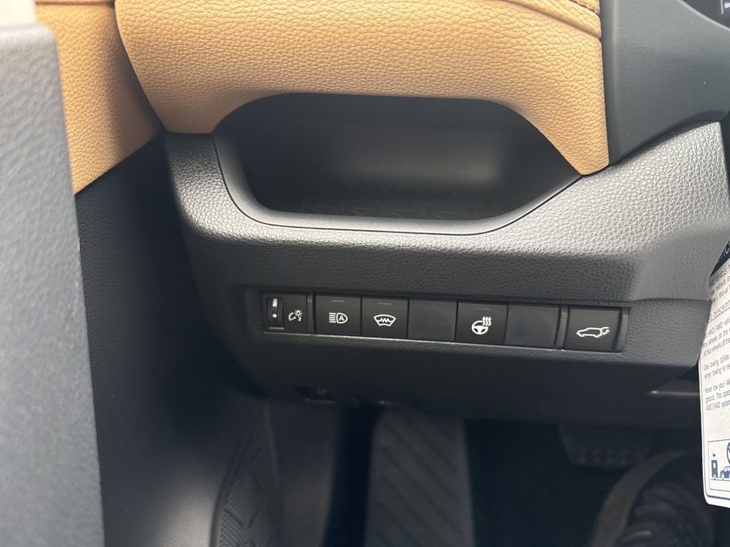 Thumbnail: 2025 Toyota RAV4 - 23