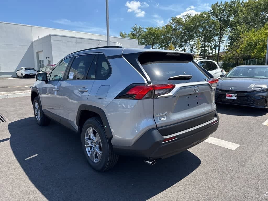 Thumbnail: 2025 Toyota RAV4 - 4