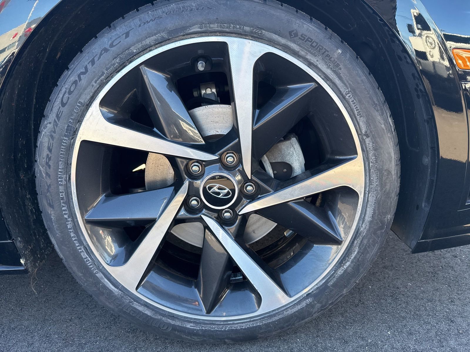 Thumbnail: 2023 Hyundai Sonata - 16